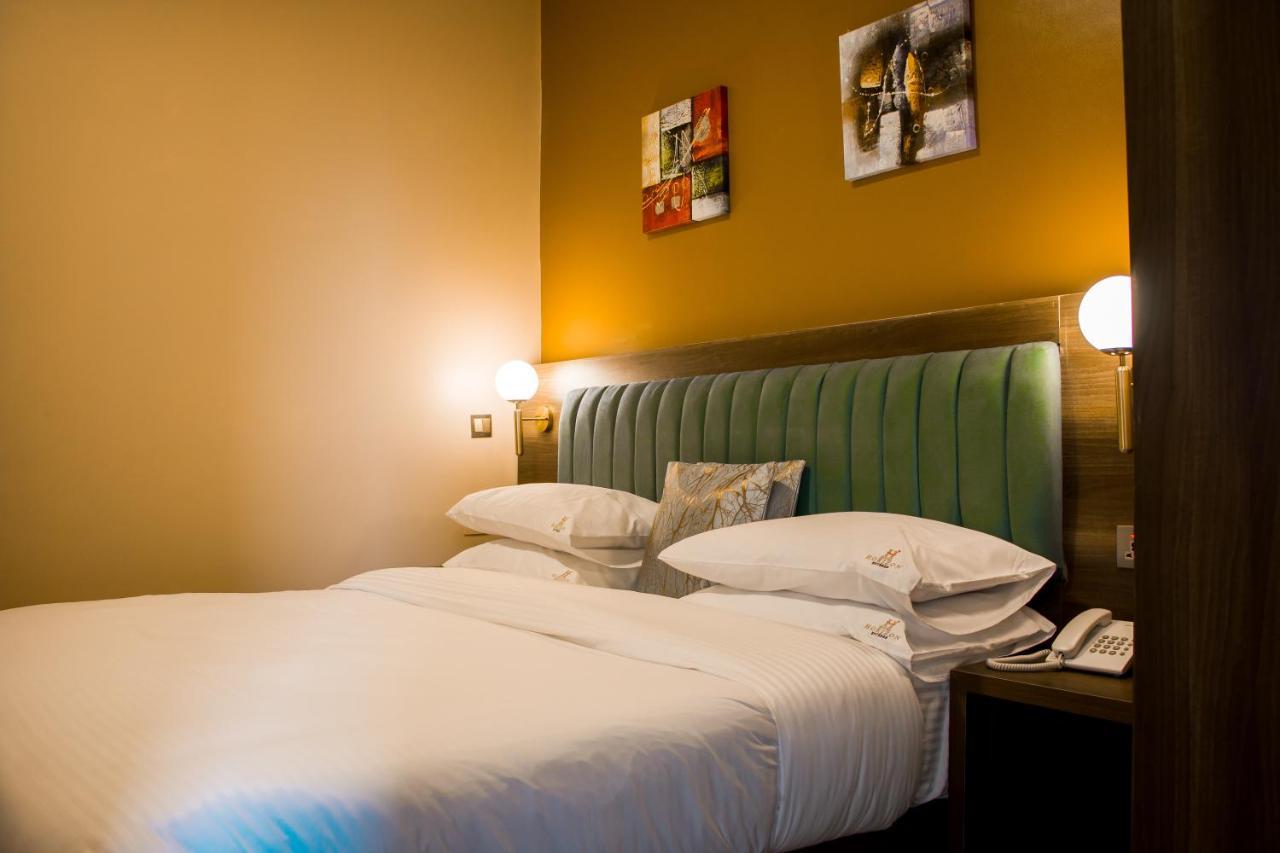 Hotel Horizon عنتيبي المظهر الخارجي الصورة