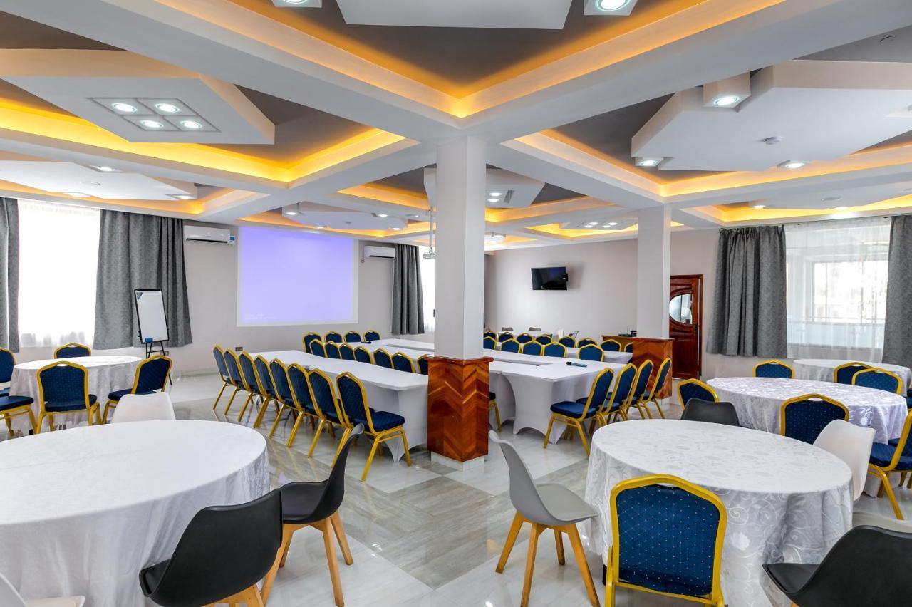 Hotel Horizon عنتيبي المظهر الخارجي الصورة